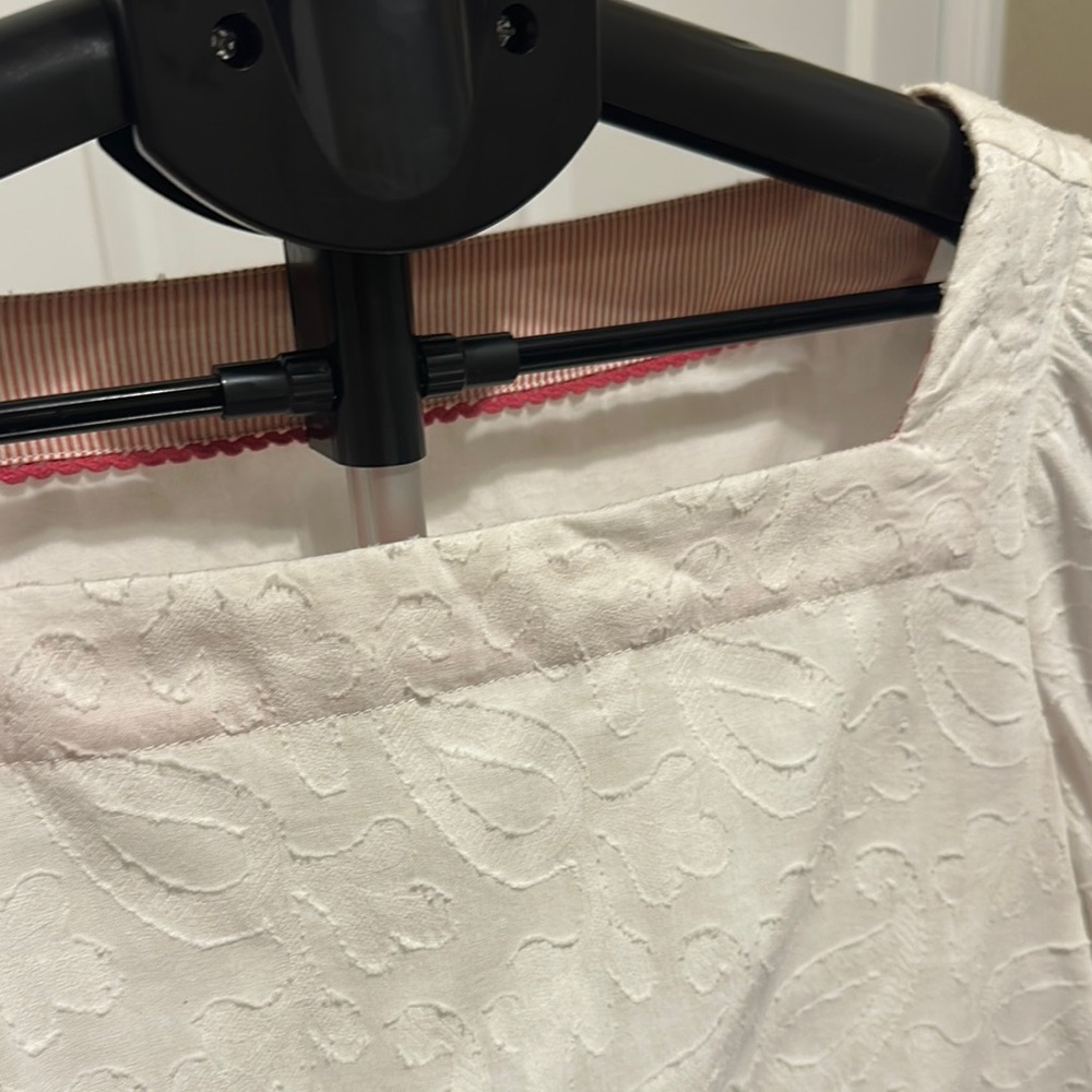 Anthropologie White Embroidered Boxy Crop Top size XS - Picture 6 of 6